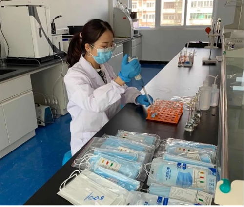 为“铠甲”铸就“火眼金睛”——陕西汉中市食药检测中心倾力服务口罩生产企业纪实